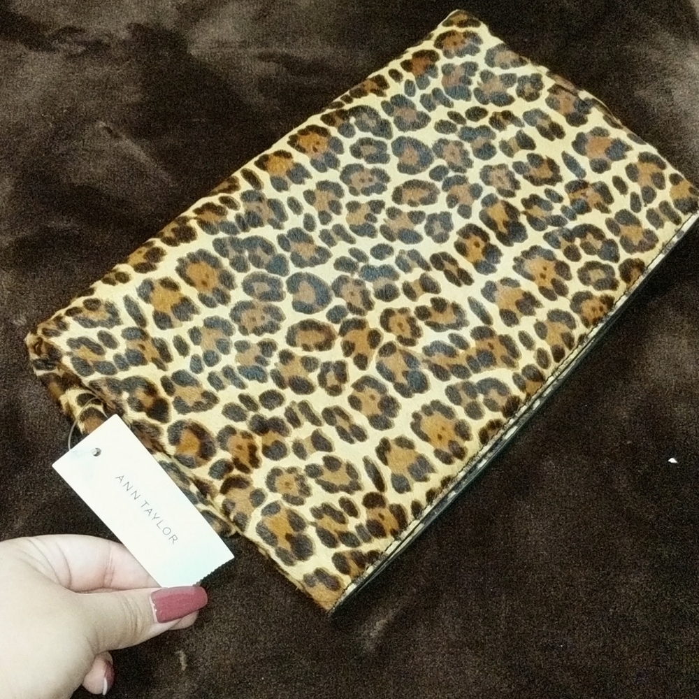 NWT Ann Taylor Cheetah Leopard Clutch
